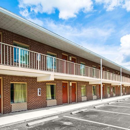 Jax Airport Hotel Jacksonville Bagian luar foto
