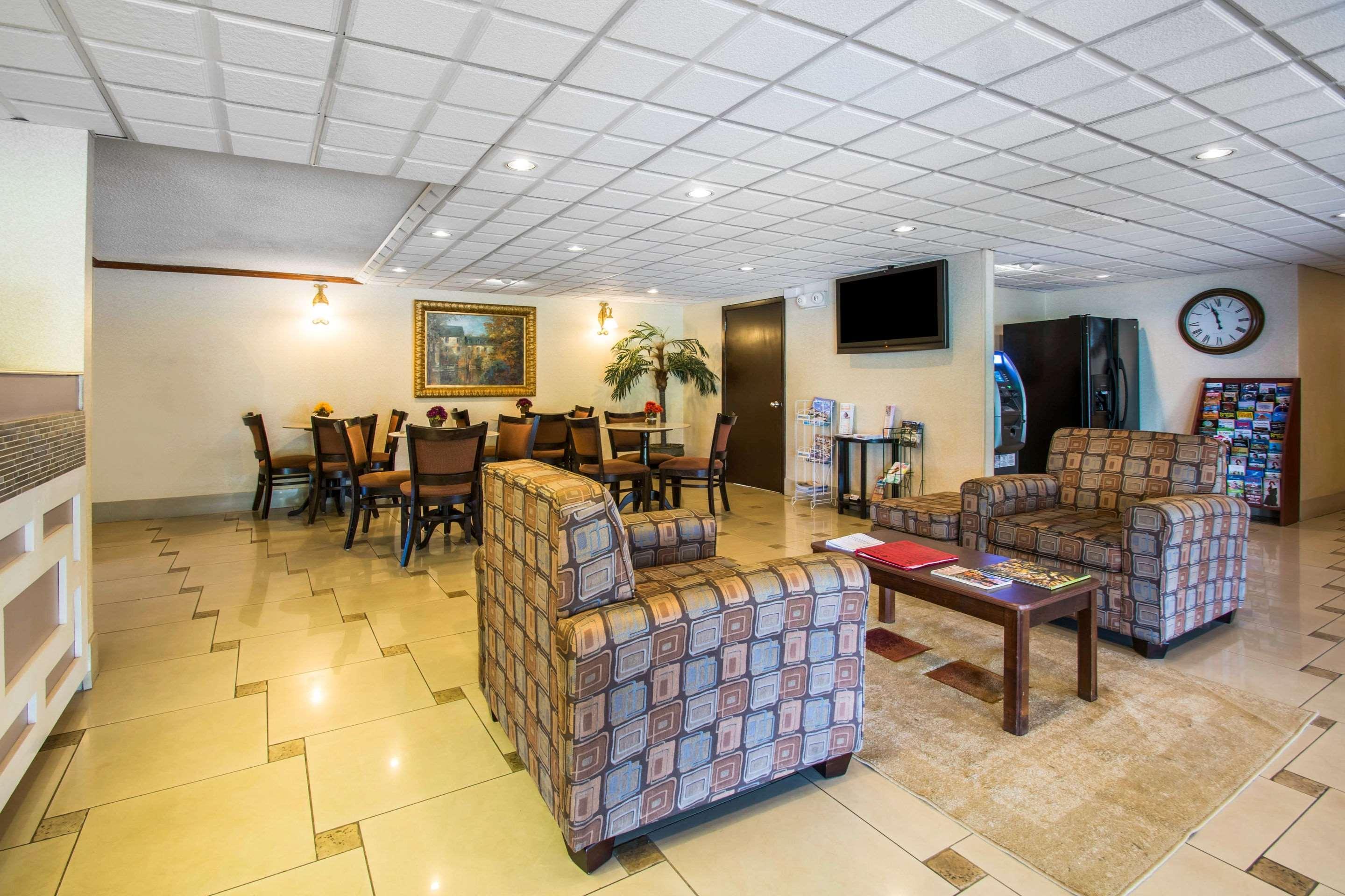 Jax Airport Hotel Jacksonville Bagian luar foto