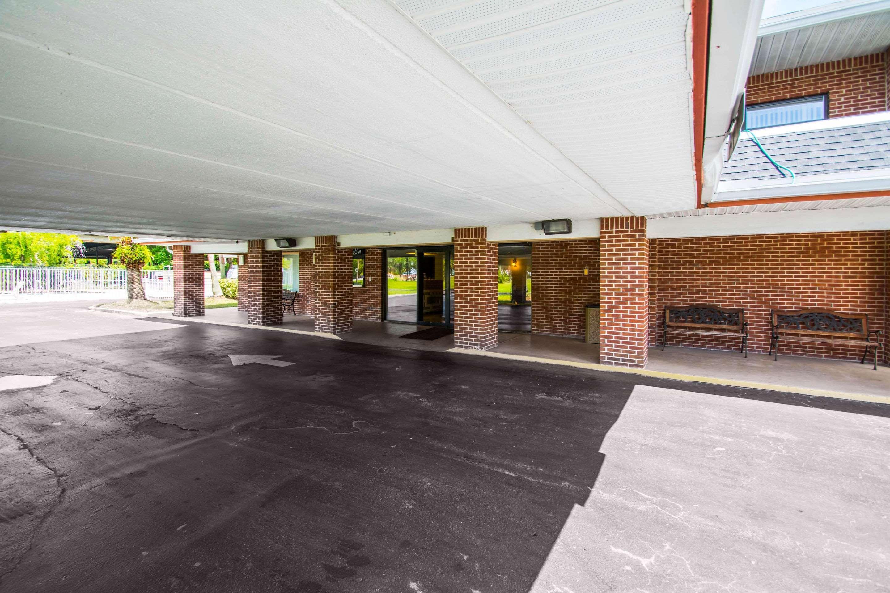 Jax Airport Hotel Jacksonville Bagian luar foto
