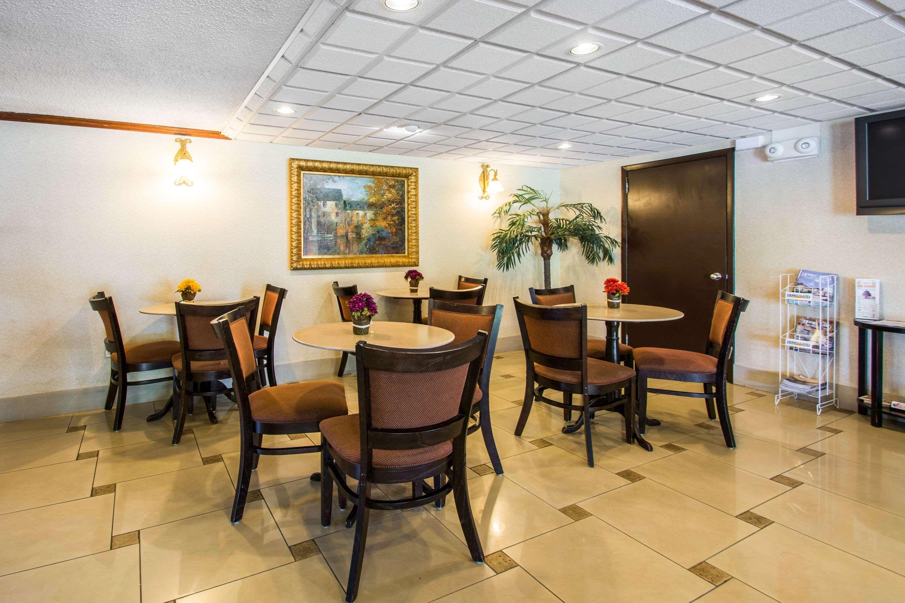 Jax Airport Hotel Jacksonville Bagian luar foto