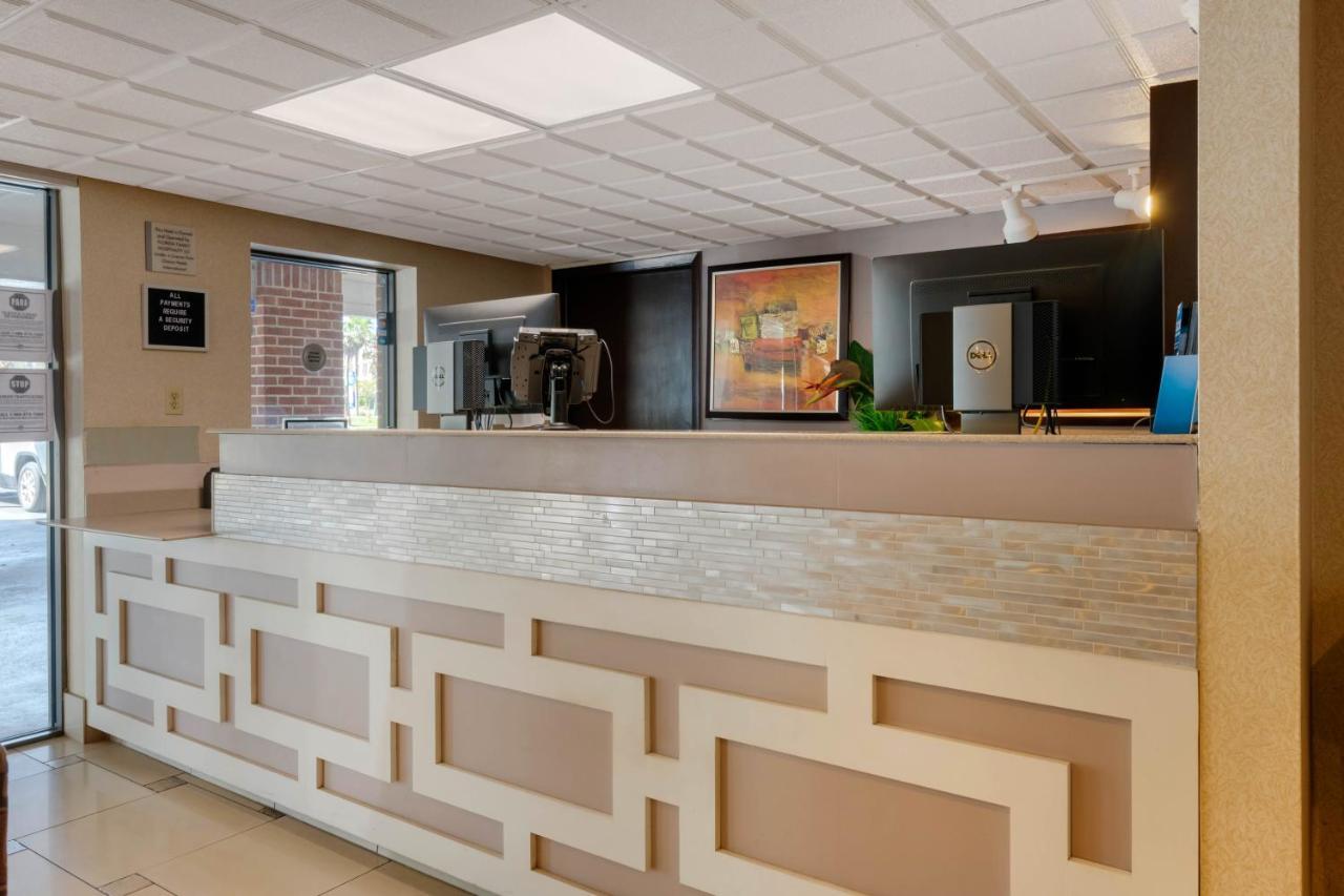 Jax Airport Hotel Jacksonville Bagian luar foto